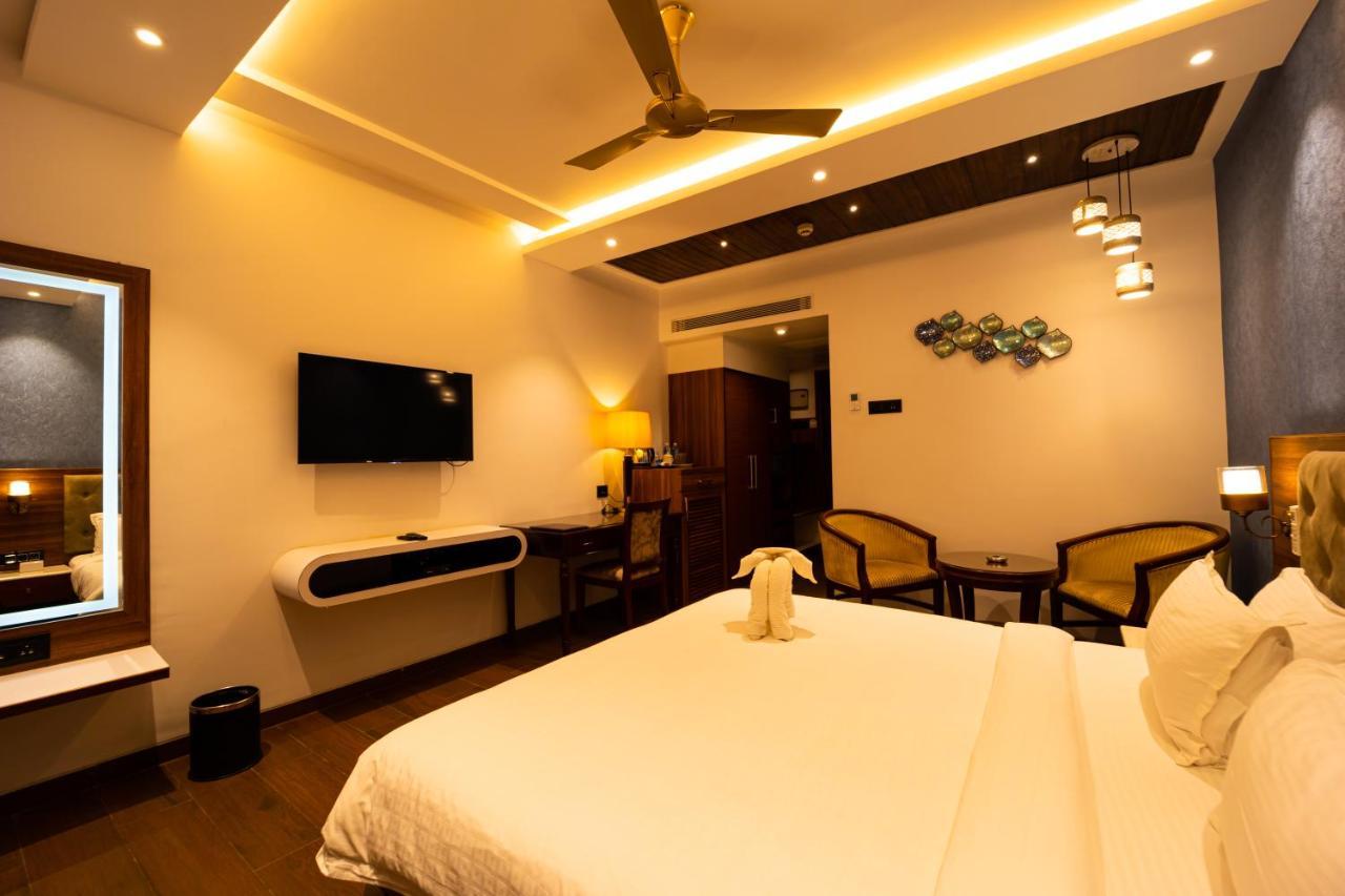 Alvorada Resort-3 Star Resort In Baga アーポラ エクステリア 写真