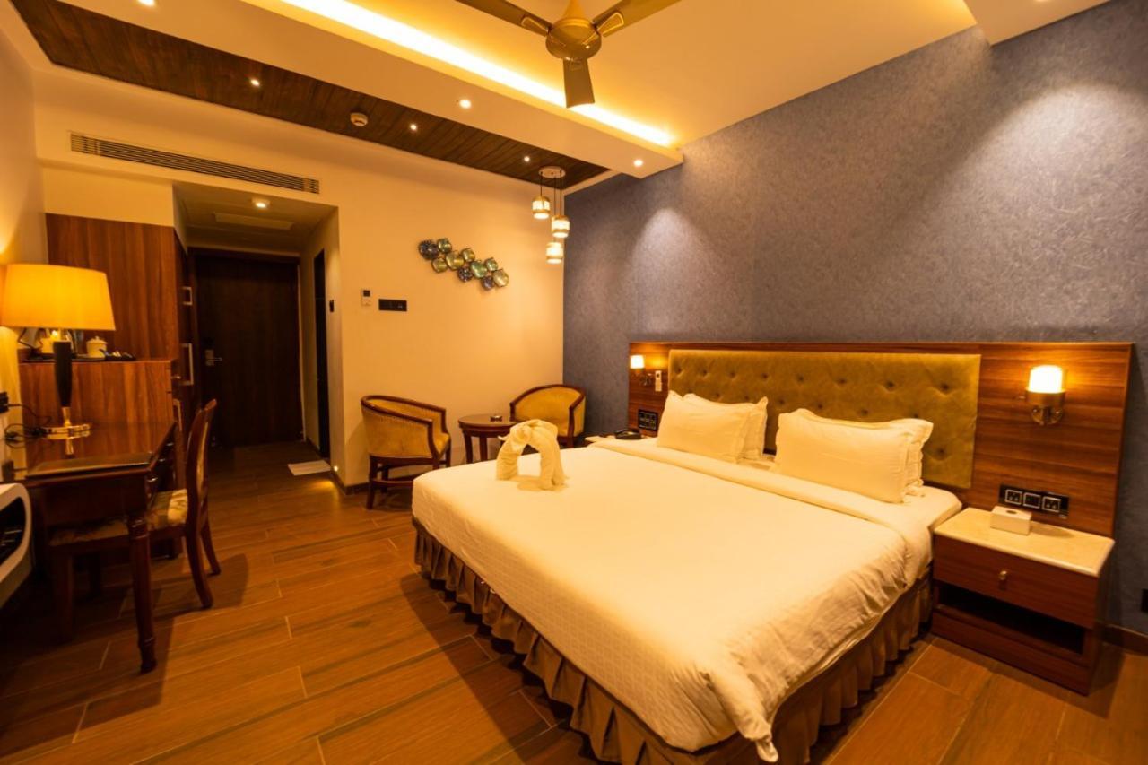 Alvorada Resort-3 Star Resort In Baga アーポラ エクステリア 写真