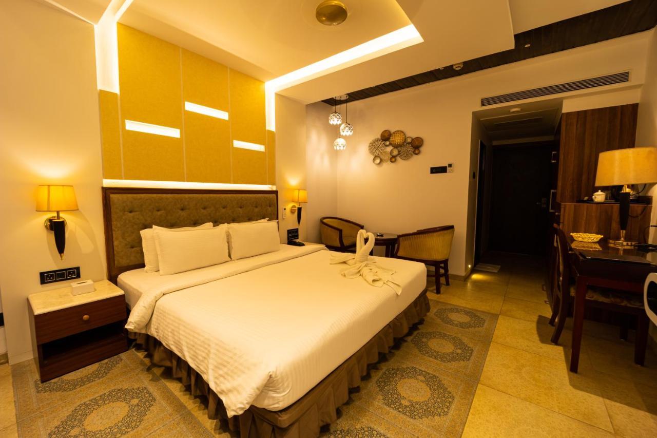 Alvorada Resort-3 Star Resort In Baga アーポラ エクステリア 写真