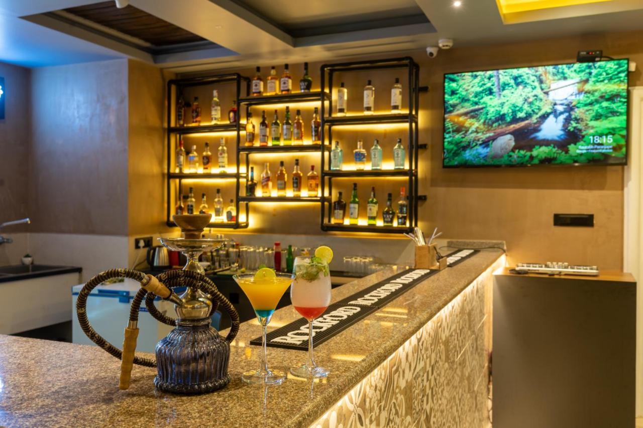 Alvorada Resort-3 Star Resort In Baga アーポラ エクステリア 写真